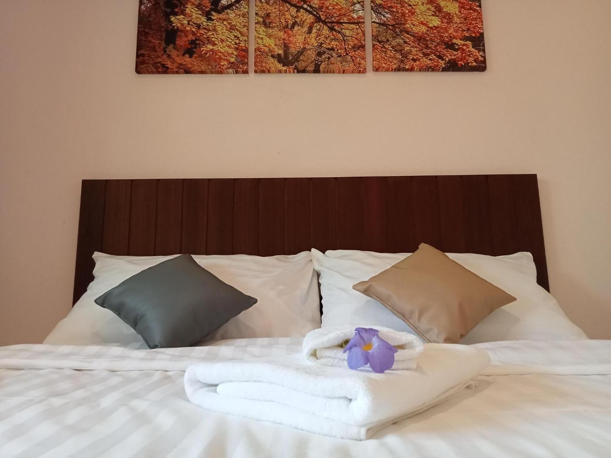 Coworx Koh Lanta Aparthotel Bagian luar foto